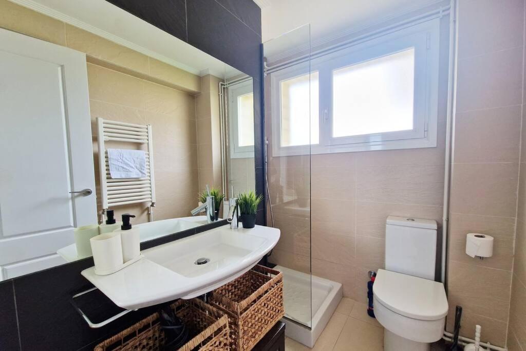 Astonishing Sea Views - Club & Pool & Parking By Aloha Bilbao Apartment Сопелана Екстериор снимка